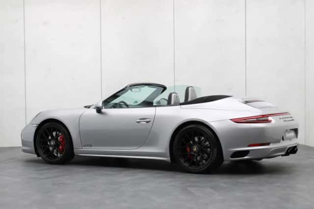 Porsche 911 (2018) thumbnail 33