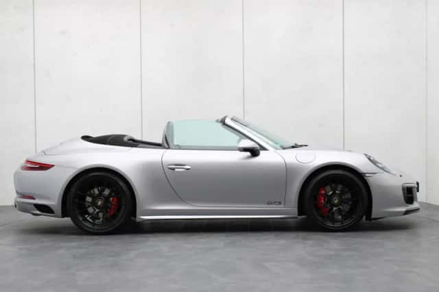 Porsche 911 (2018) thumbnail 36