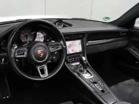 Porsche 911 (2018) thumbnail 8