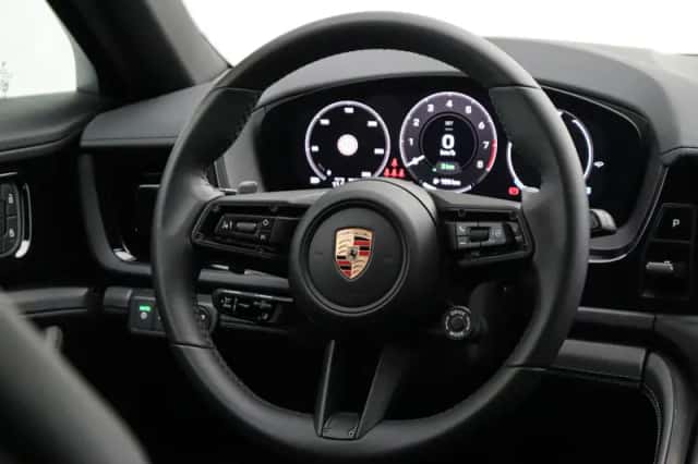Porsche Panamera (2025) thumbnail 25