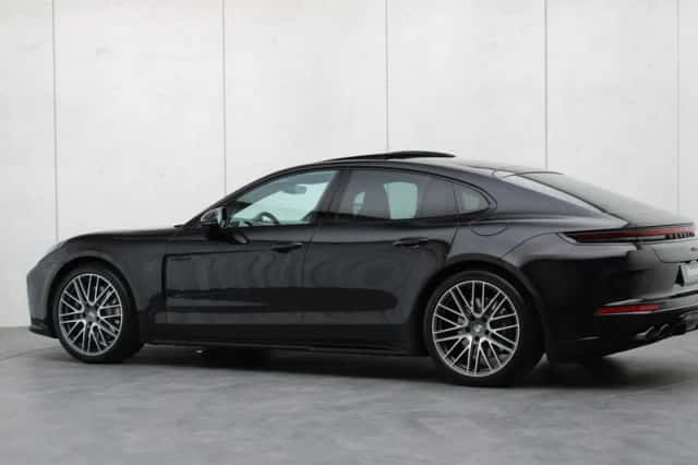 Porsche Panamera (2025) thumbnail 30