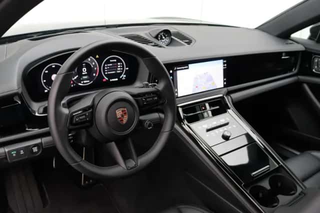 Porsche Panamera (2025) thumbnail 7