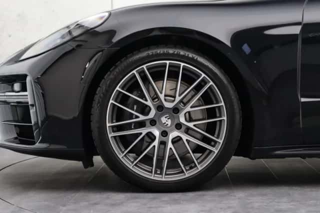 Porsche Panamera (2025) thumbnail 6