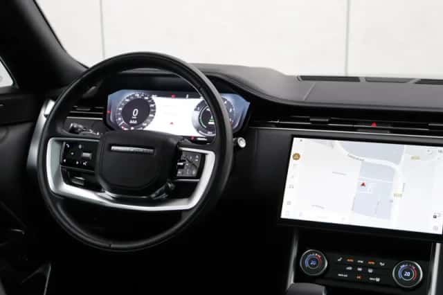 Land Rover Range Rover (2023) thumbnail 15