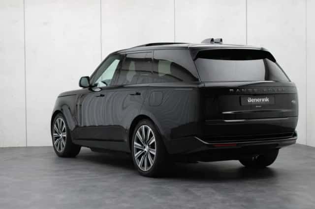 Land Rover Range Rover (2023) thumbnail 3