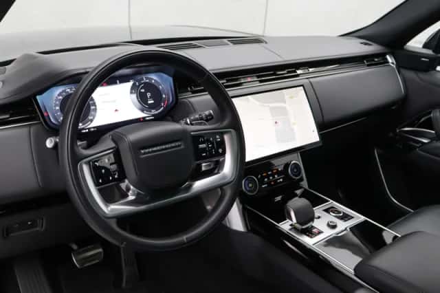 Land Rover Range Rover (2023) thumbnail 8