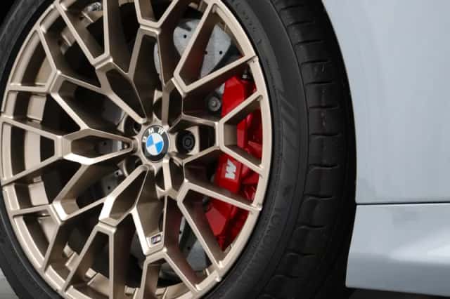 BMW M2 (2026) thumbnail 6