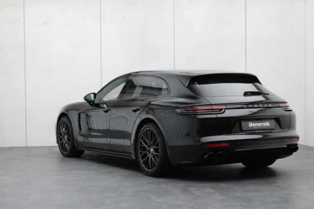 Porsche Panamera (2018) thumbnail 3