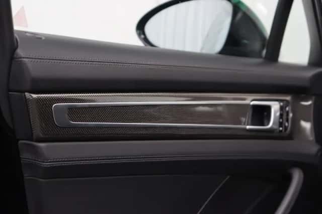 Porsche Panamera (2018) thumbnail 22
