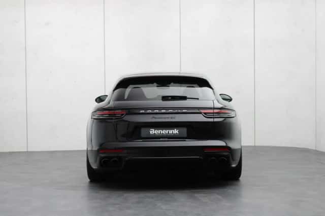 Porsche Panamera (2018) thumbnail 31