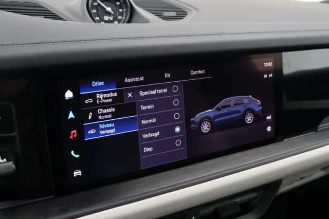 Porsche Cayenne (2026) thumbnail 23