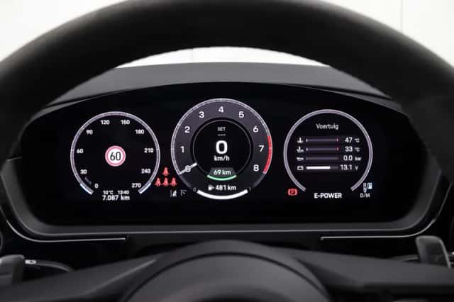 Porsche Cayenne (2026) thumbnail 24