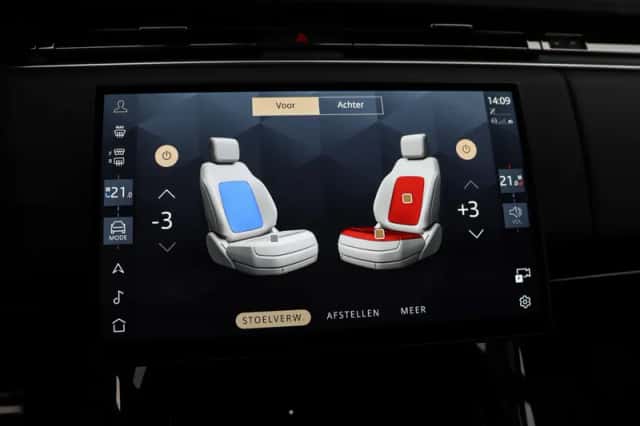 Land Rover Range Rover Sport (2026) thumbnail 17