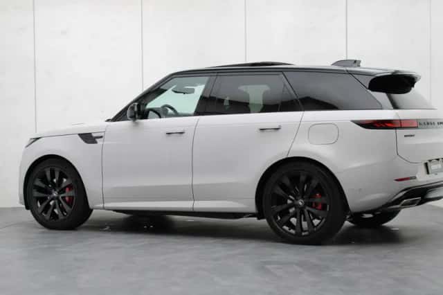 Land Rover Range Rover Sport (2026) thumbnail 30