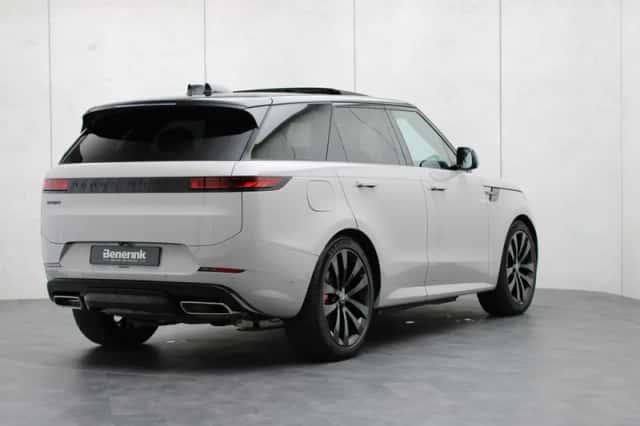 Land Rover Range Rover Sport (2026) thumbnail 4