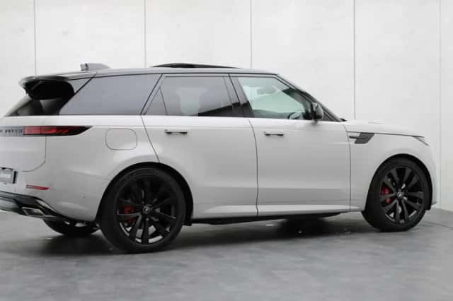 Land Rover Range Rover Sport (2026) thumbnail 32