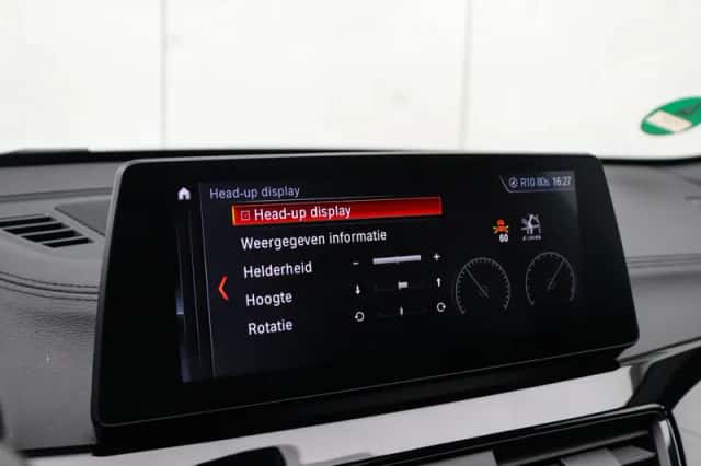 BMW X1 (2021) thumbnail 25