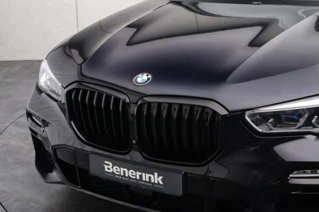BMW X5 (2019) thumbnail 18