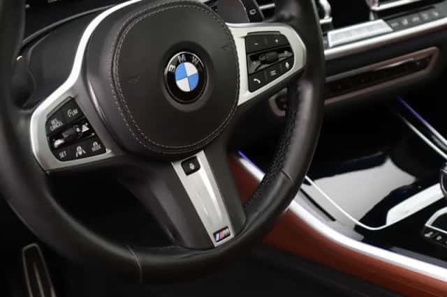 BMW X5 (2019) thumbnail 25