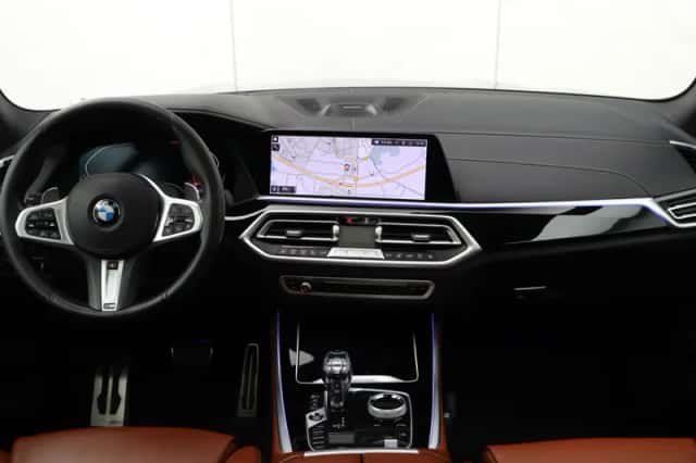 BMW X5 (2019) thumbnail 35