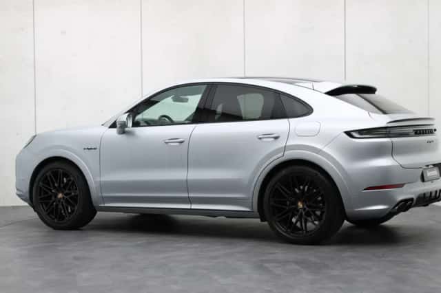 Porsche Cayenne (2024) thumbnail 38