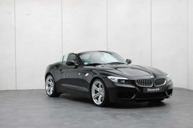BMW Z4 (2010) thumbnail 30