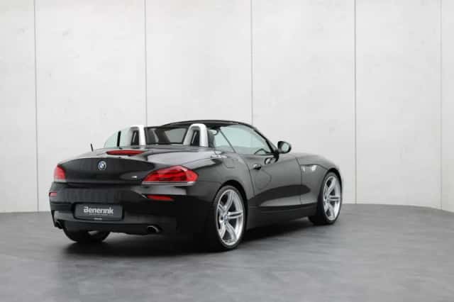 BMW Z4 (2010) thumbnail 4