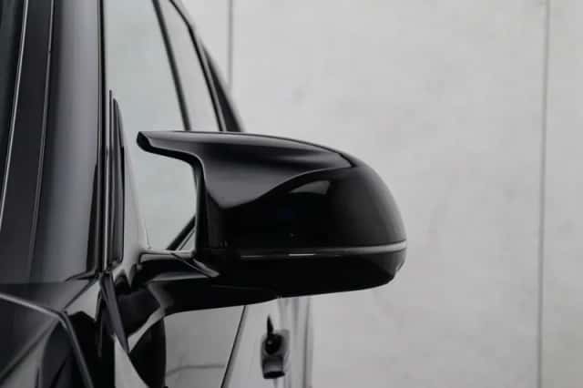 BMW XM (2023) thumbnail 18