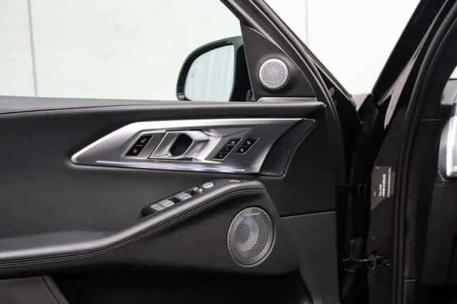 BMW XM (2023) thumbnail 20