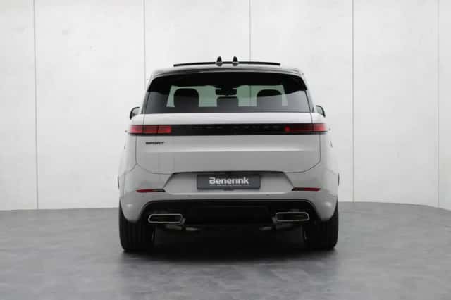 Land Rover Range Rover Sport (2026) thumbnail 38