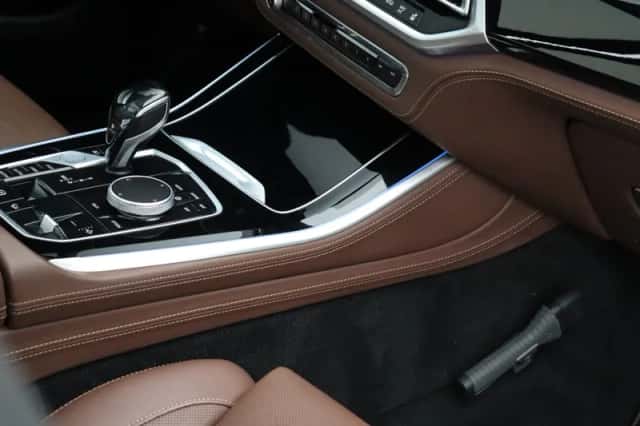 BMW X5 (2020) thumbnail 22