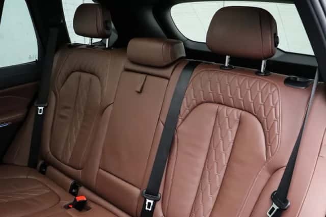 BMW X5 (2020) thumbnail 35