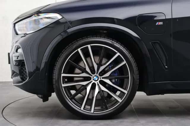 BMW X5 (2020) thumbnail 6