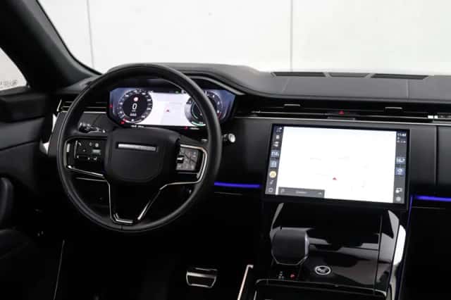 Land Rover Range Rover Sport (2024) thumbnail 13