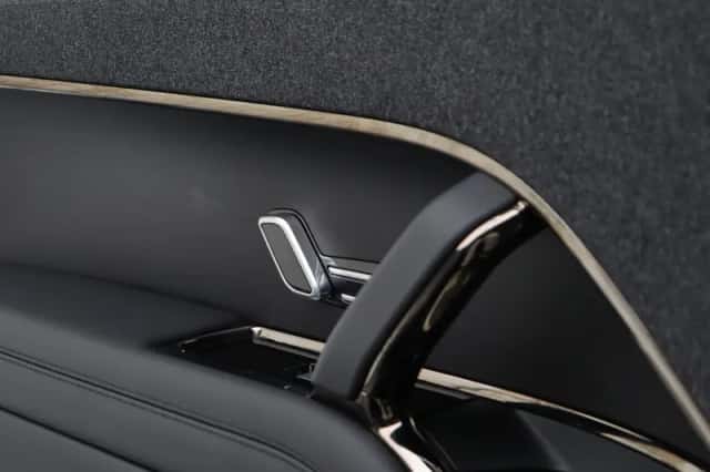 Land Rover Range Rover Sport (2024) thumbnail 29