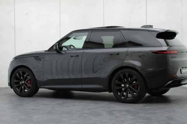 Land Rover Range Rover Sport (2024) thumbnail 38