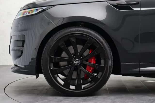 Land Rover Range Rover Sport (2024) thumbnail 6