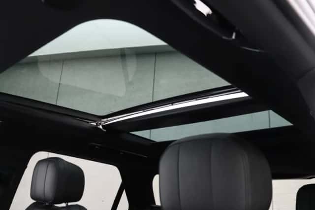 Land Rover Range Rover Sport (2024) thumbnail 10