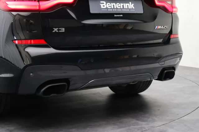 BMW X3 (2018) thumbnail 24