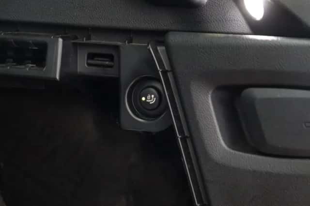 BMW X3 (2018) thumbnail 25