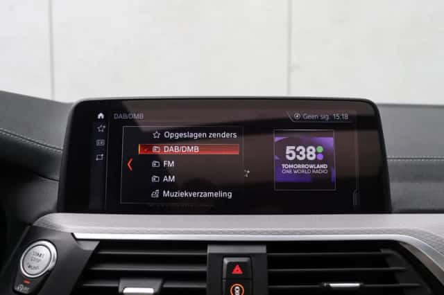 BMW X3 (2018) thumbnail 27