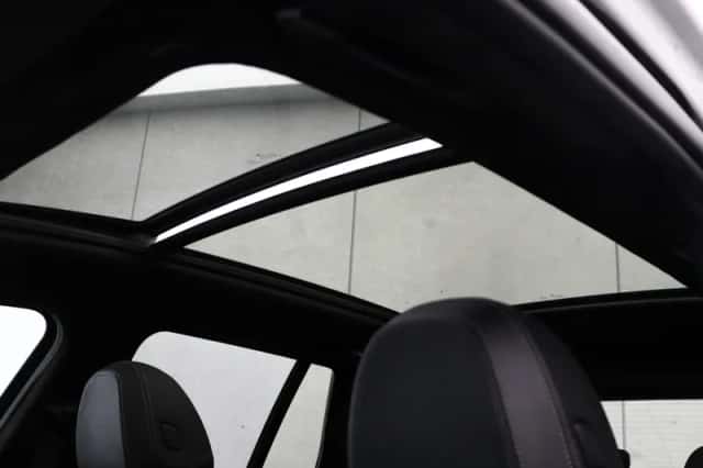 BMW X3 (2018) thumbnail 8