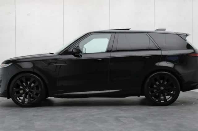 Land Rover Range Rover Sport (2025) thumbnail 2