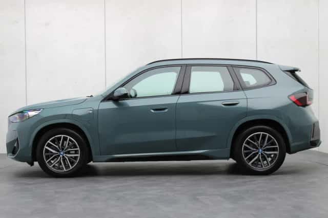 BMW X1 (2024) thumbnail 2