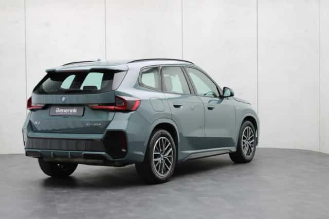 BMW X1 (2024) thumbnail 3