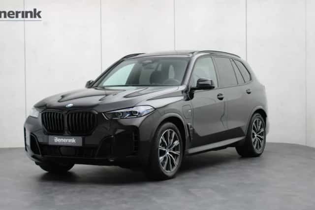 BMW X5 (2023) thumbnail 1