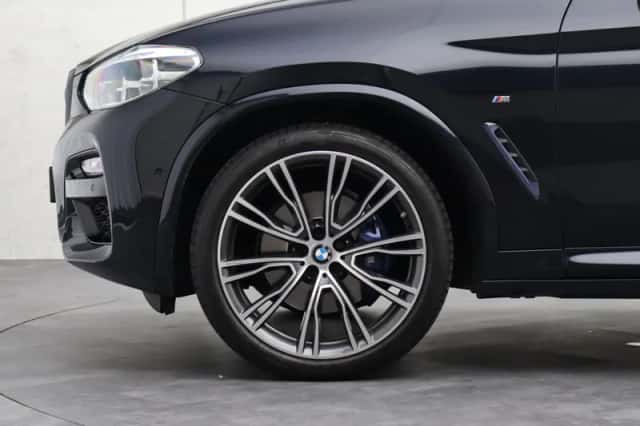 BMW X4 (2019) thumbnail 6
