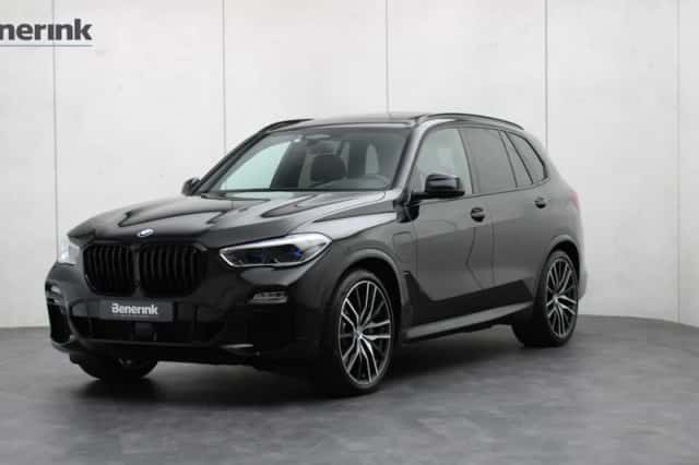 BMW X5 (2020) thumbnail 1