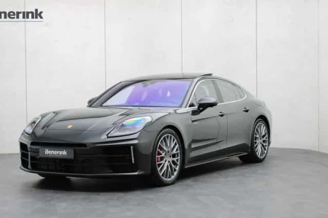 Porsche Panamera (2026) thumbnail 1