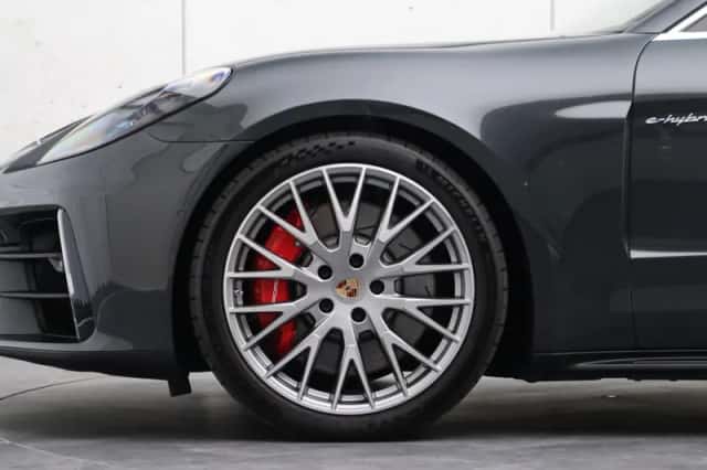Porsche Panamera (2026) thumbnail 6